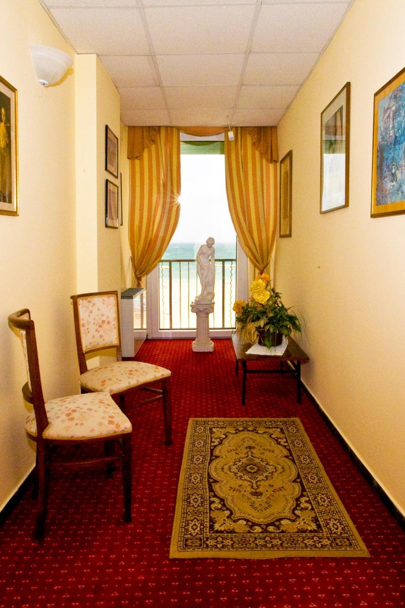Hotel Nord Est Gabicce Mare Extérieur photo